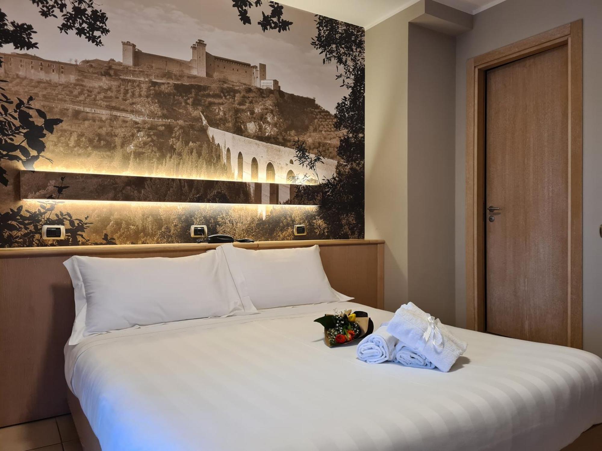 Hotel Cladan Assisi Exterior photo
