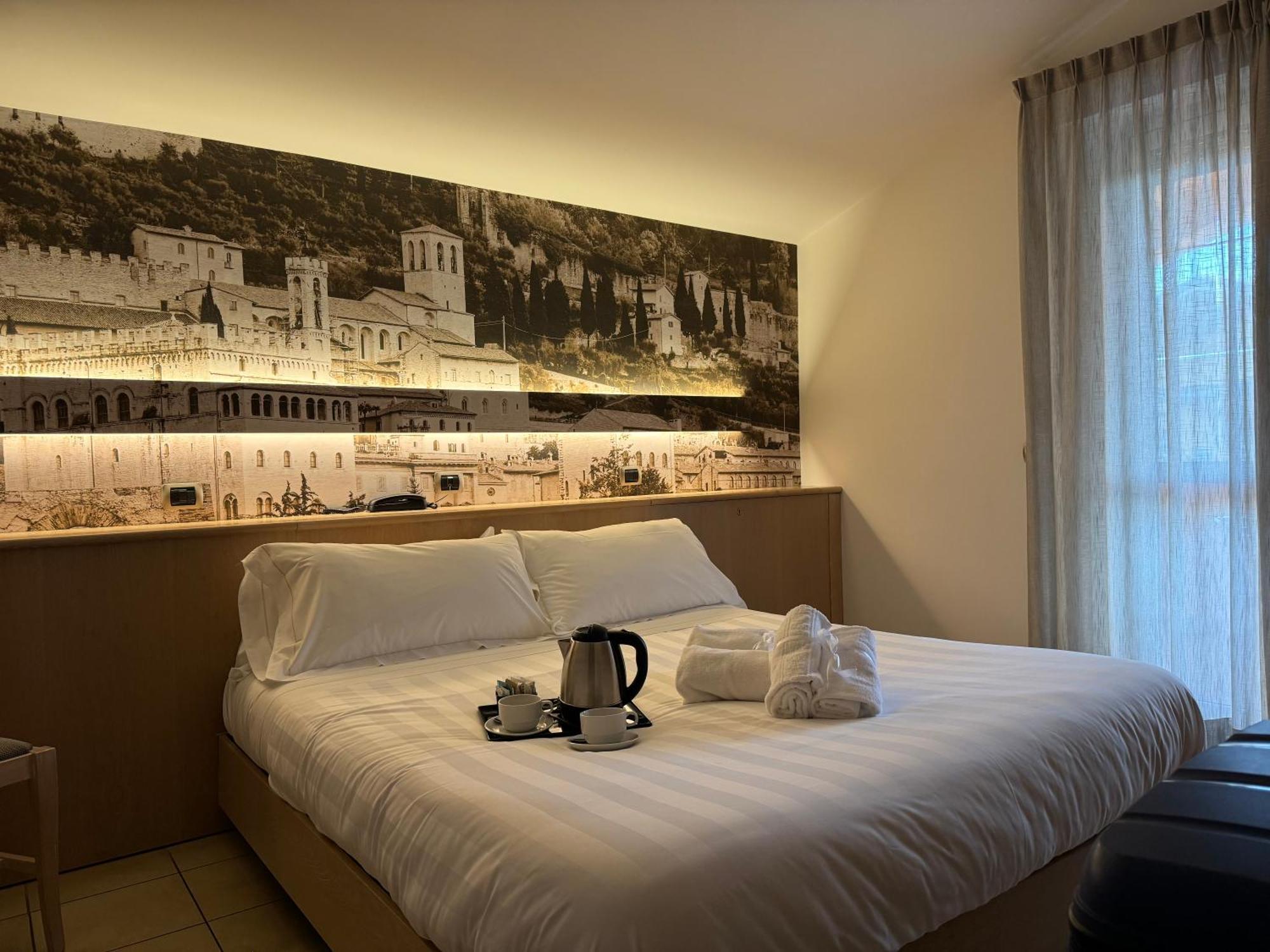 Hotel Cladan Assisi Exterior photo