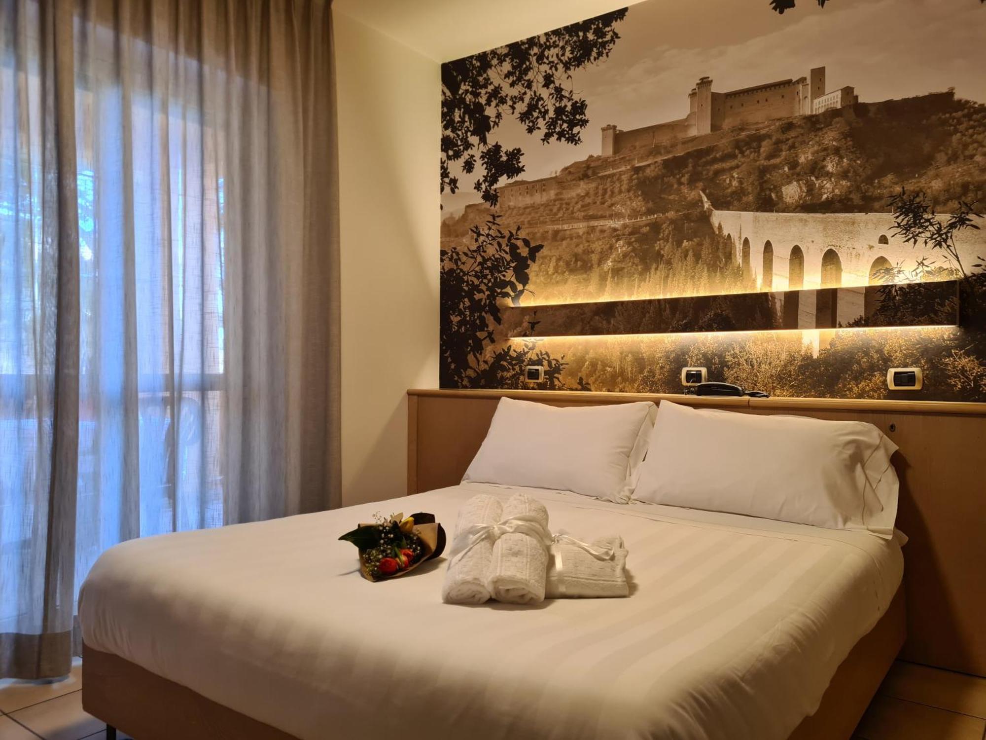 Hotel Cladan Assisi Exterior photo